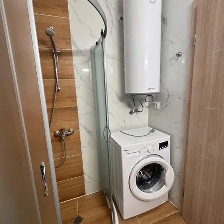 Sweet 6 2 Bedroom Apartment